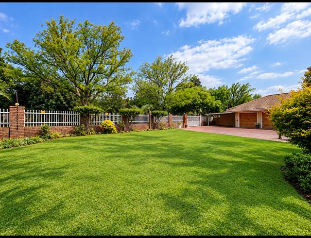 3 BEDROOM HOUSE FOR SALE IN THREE RIVERS EAST